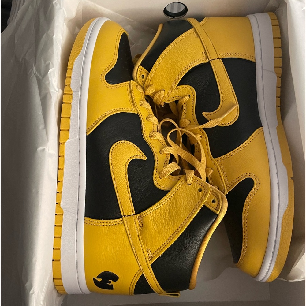 wu-tang dunk size 8.5 brand new